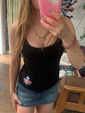 Women's Black Floral-Embroidered Tank Top - Fitted Scoop Neck Cami